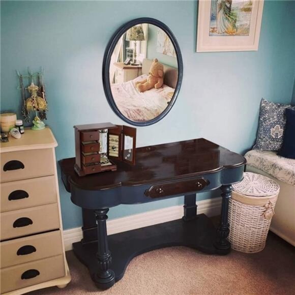 ROUND RICH DESIGN Solid Wooden Jewelry Box Makeup and Organizer - Picture 6 of 7